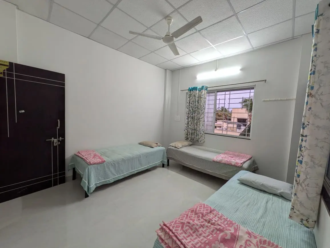 Furnished Shared Accommodation with Balcony 3