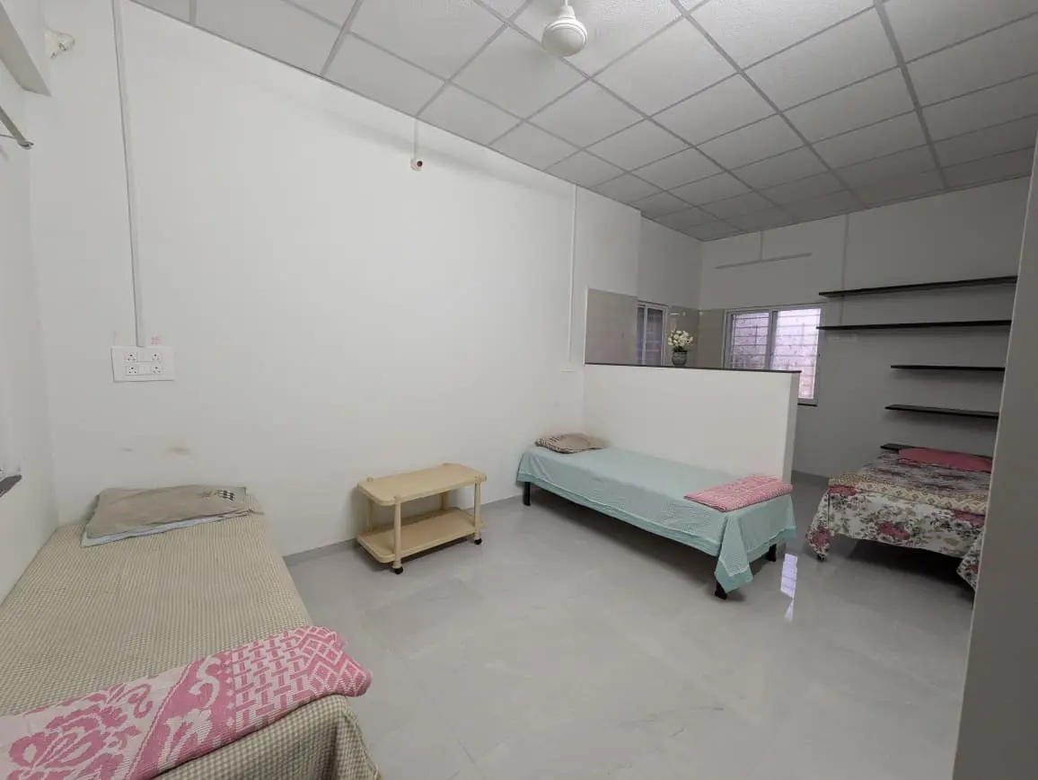 Furnished Shared Accommodation with Balcony 7
