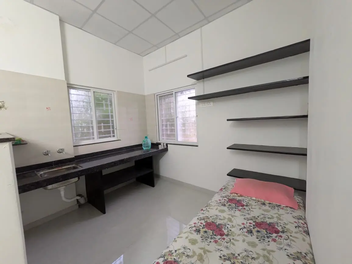 Furnished Shared Accommodation with Balcony 8