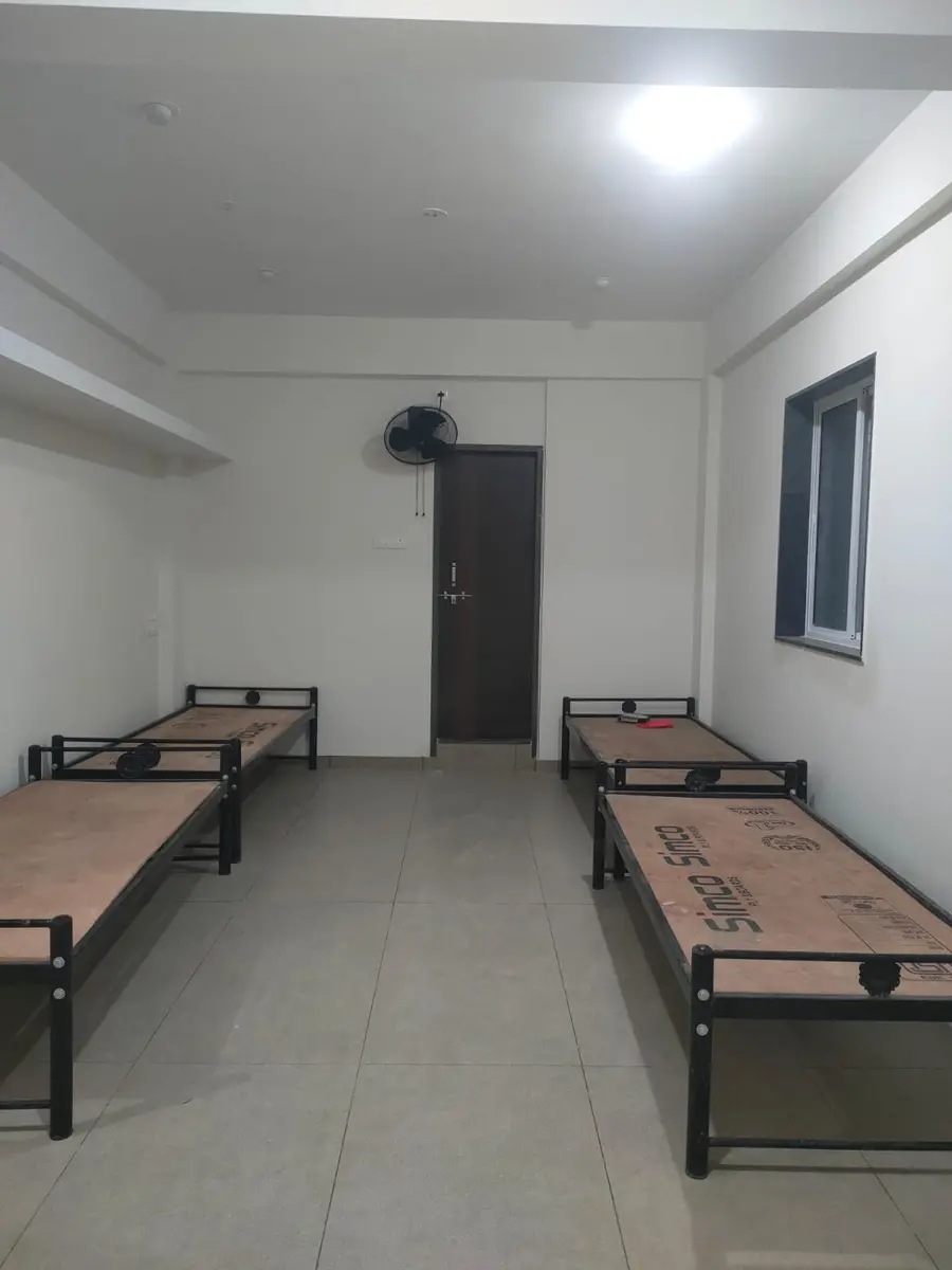 Shared Accommodation with Beds and Attached Washroom - Datta Nivas 3