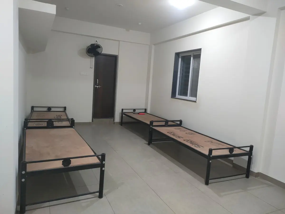 Shared Accommodation with Beds and Attached Washroom - Datta Nivas 5