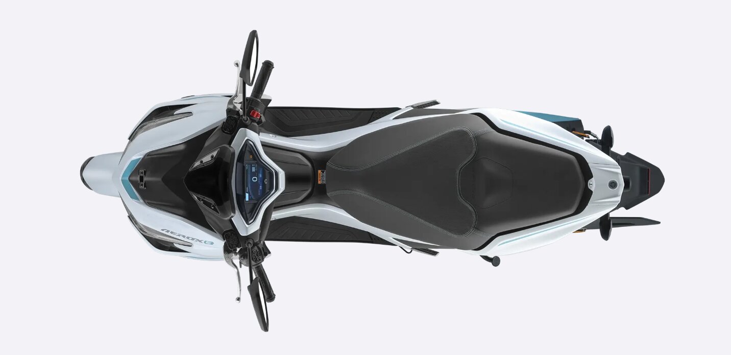 AEROX E Rear Upper View