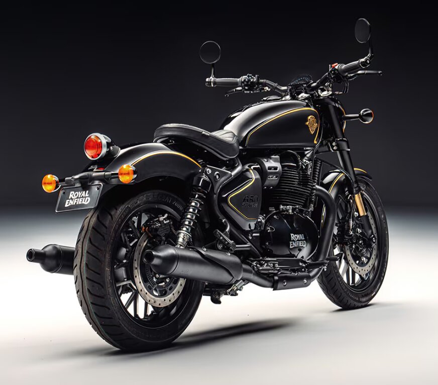 Royal Enfield Shotgun 650 X Rough Crafts Rear 3-Quarter View