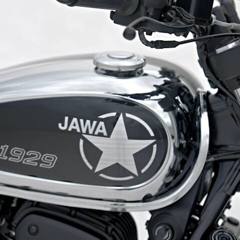 Jawa 42 FJ All Stars Chrome Closeup Shot