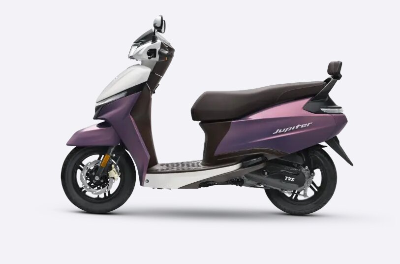TVS Jupiter Spectral Dual Tone Side View