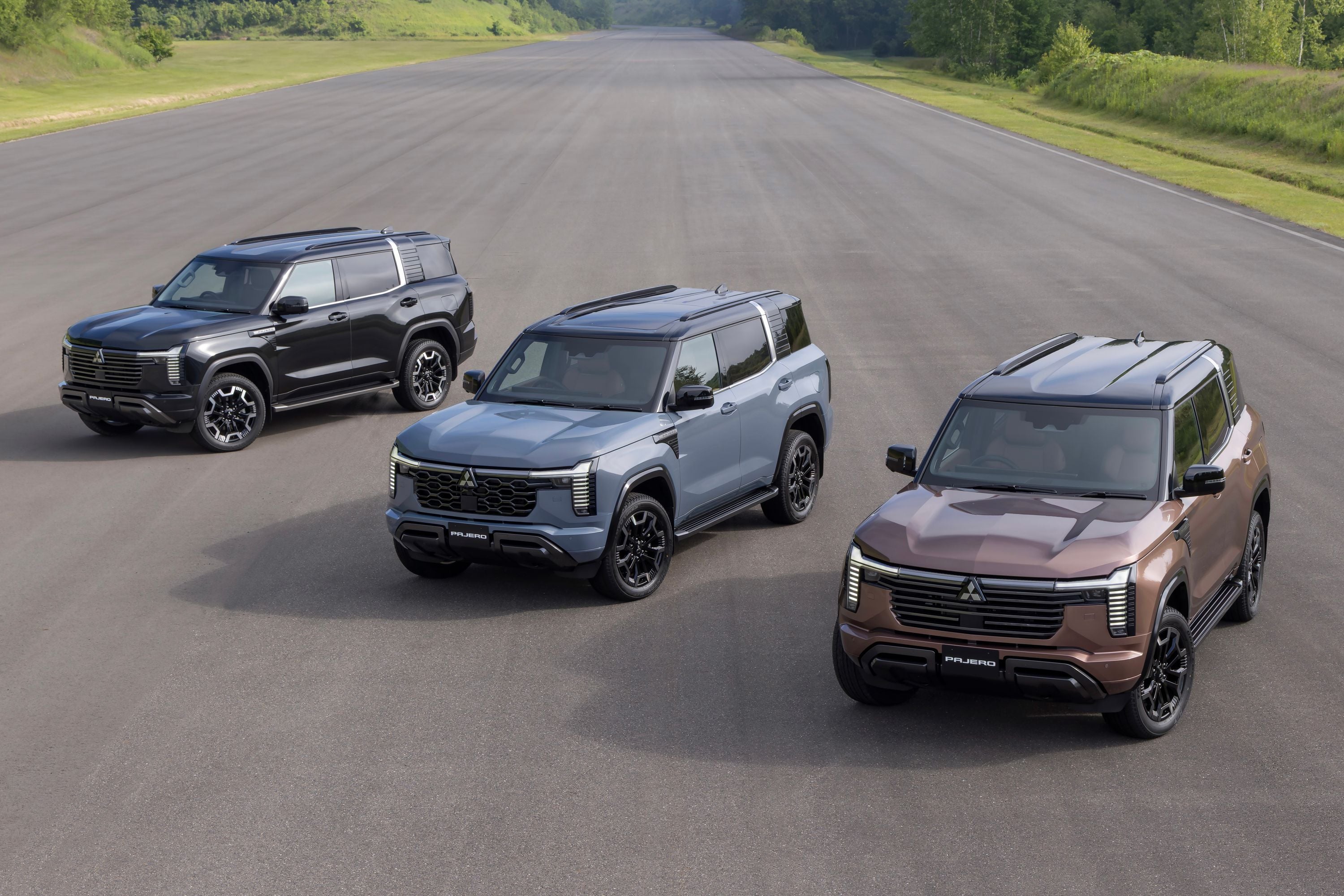 2027 Mitsubishi Pajero Colour Options