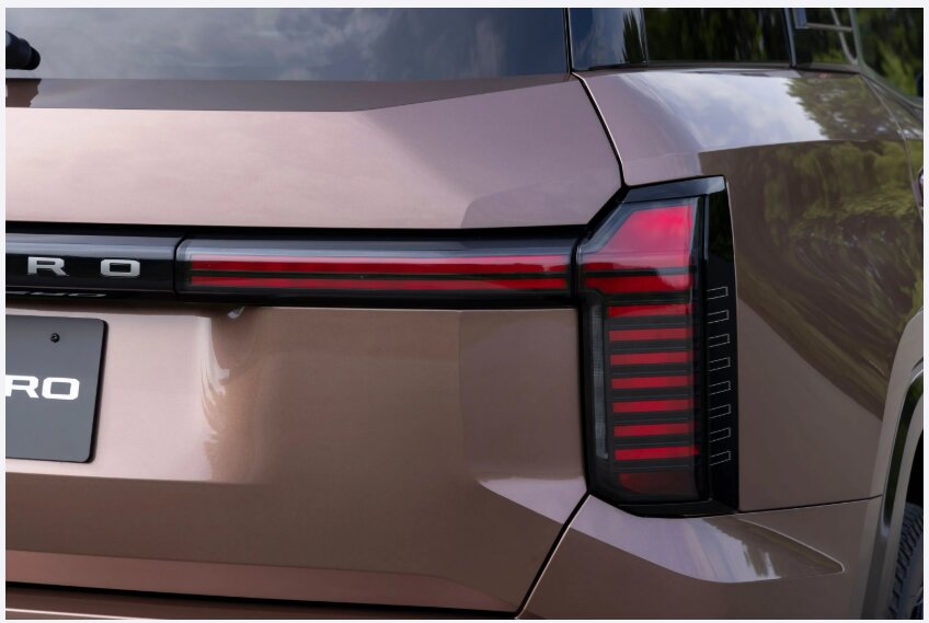 2027 Mitsubishi Pajero Rear Lights