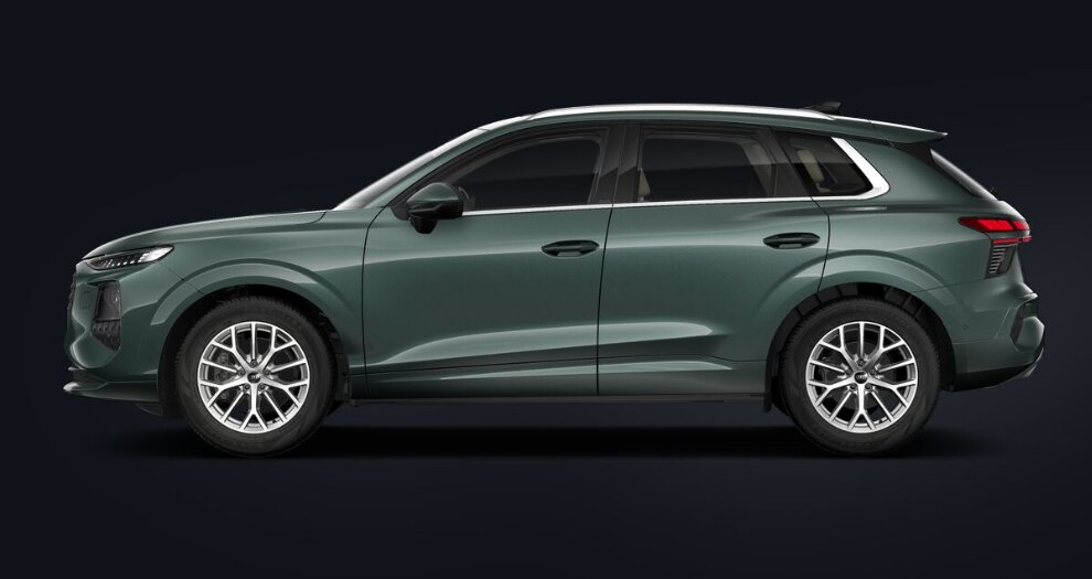 Audi Q3 Side View