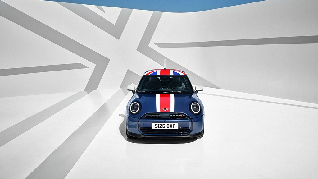 MINI Cooper Oxford Edition Front View