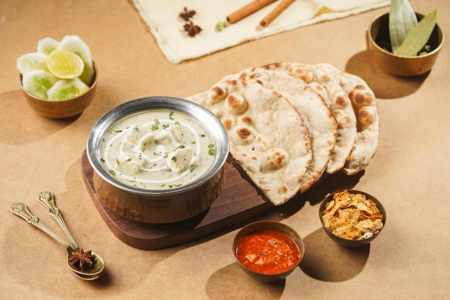 Methi Paneer Roti Meal Combo