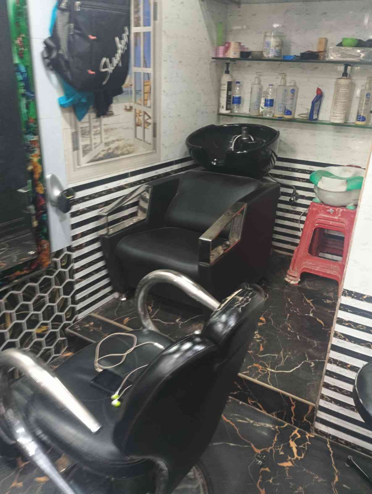 Saloon Royal Treat  photo 5