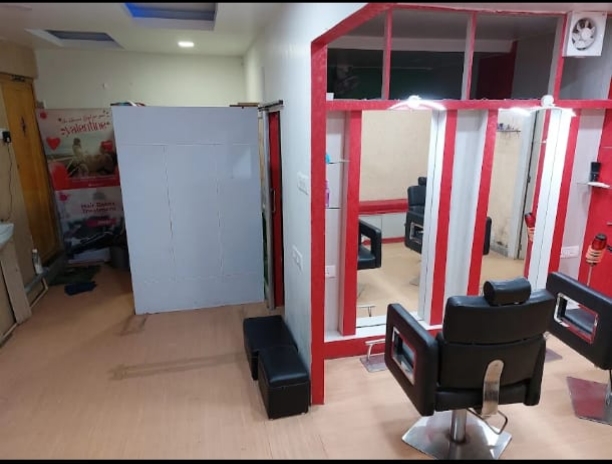Style Trends Unisex Saloon  photo 5