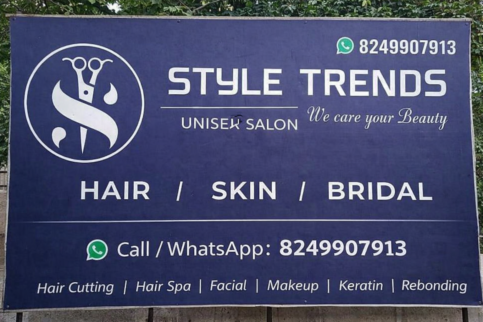 Style Trends Unisex Saloon 