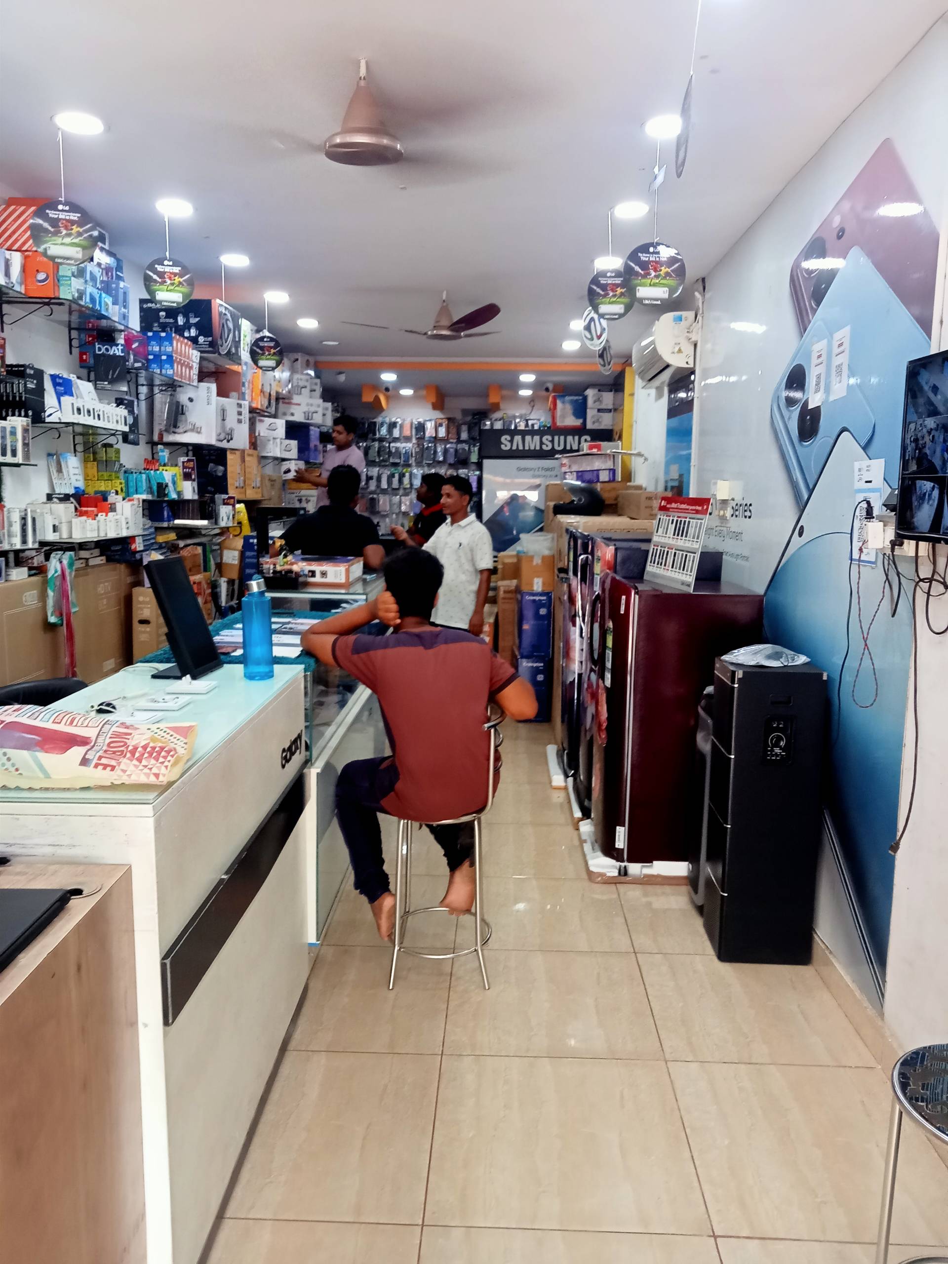 Rajesh Electronics photo 3